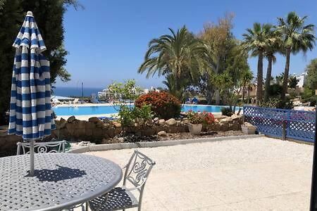 Kings Palace - Superb 2 Bed Ground Floor Apartment Paphos Eksteriør billede